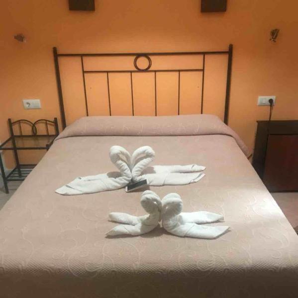 Hostal Malia Conil De La Frontera Extérieur photo